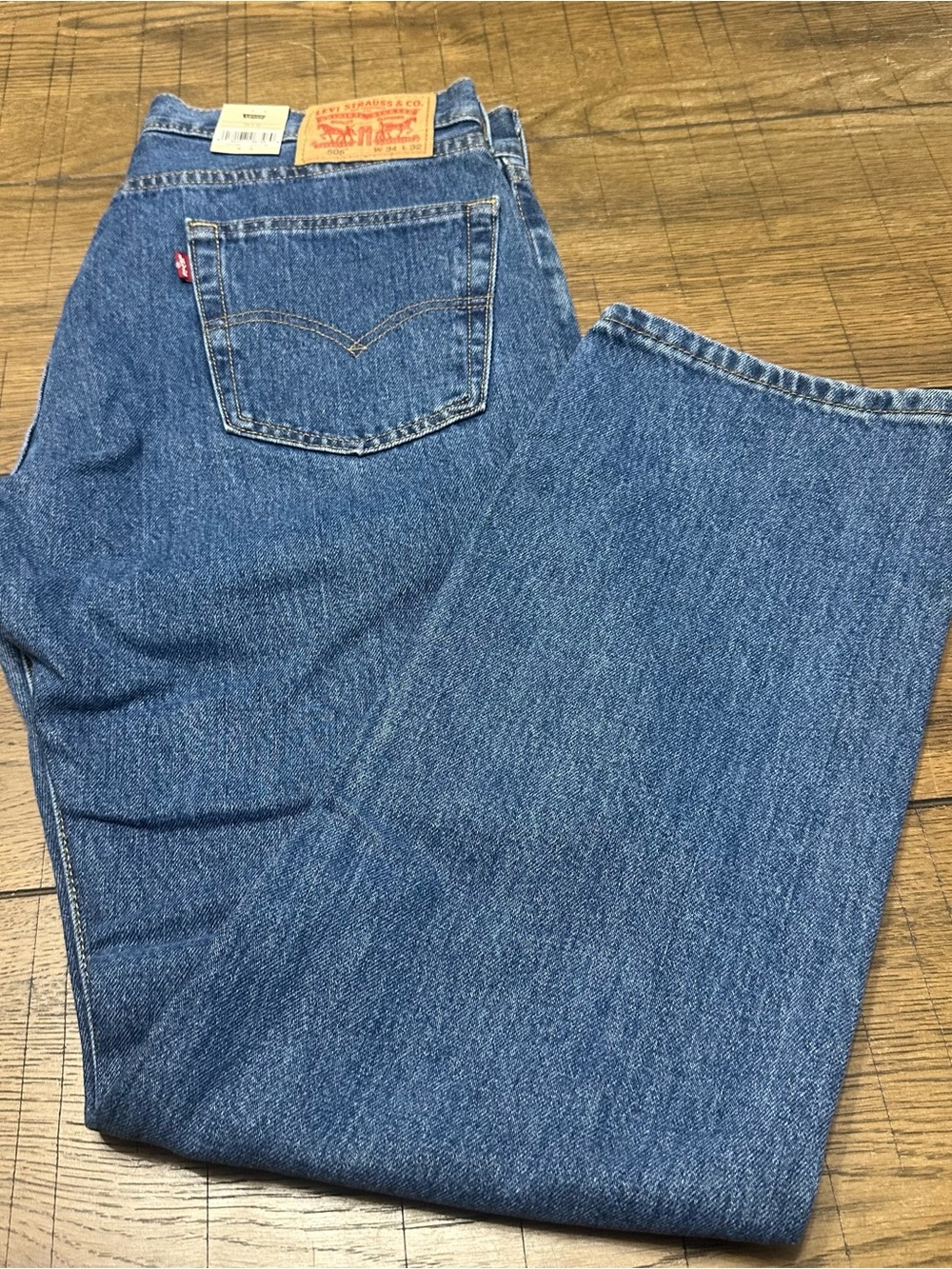Levi's Medium Wash 505 Straight Leg Jeans - Blue Denim Mens 34 x 32 NWT